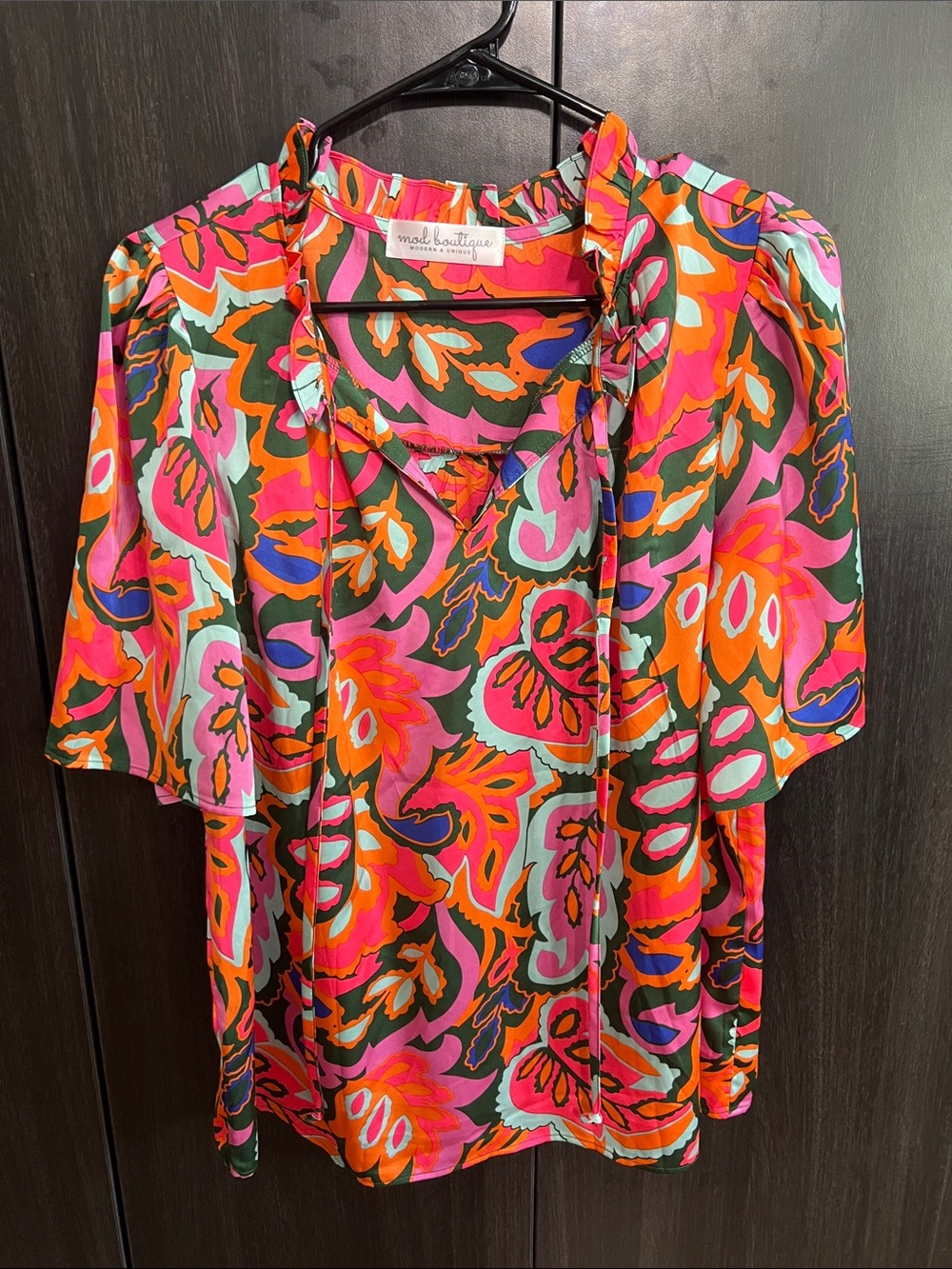 Bold Floral Short-Sleeve V-Neck Blouse in Pink & Orange